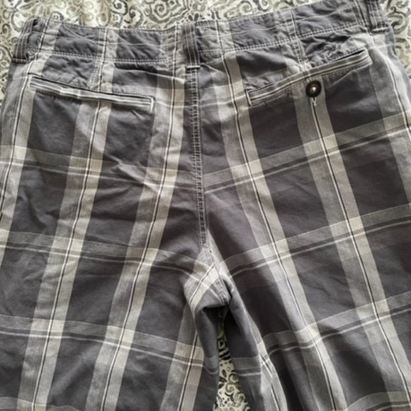 AMERICAN EAGLE MEN'S SHORTS - Picture 4 of 4